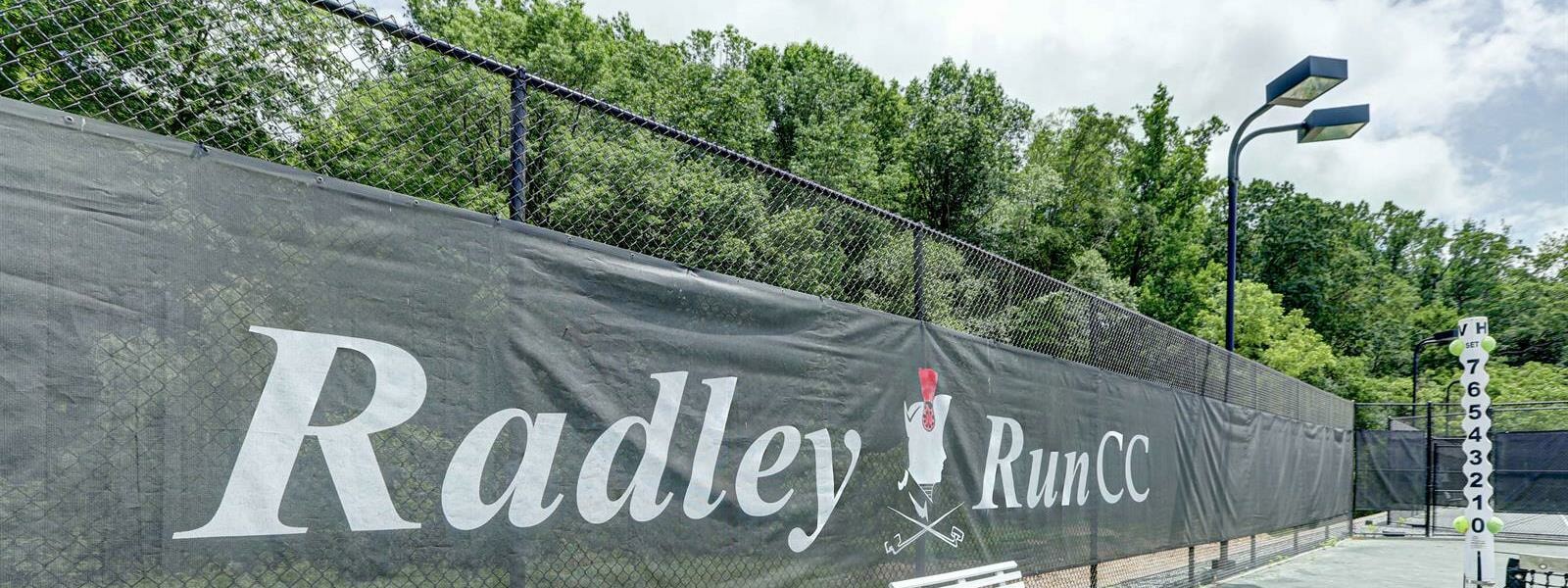 Radley_Sign_on_Tennis_Court